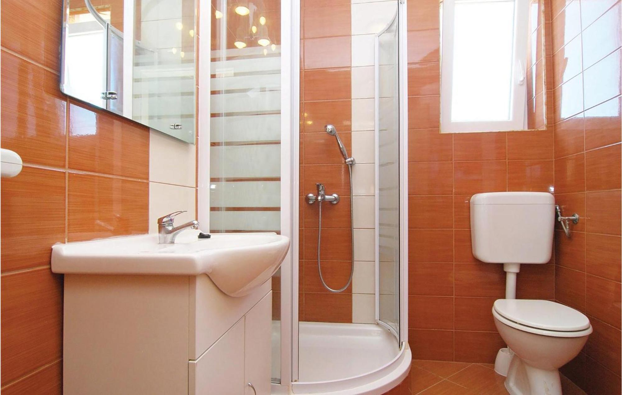 2 Bedroom Nice Apartment In Вир Экстерьер фото
